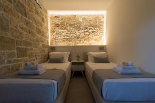 Twin Villas
