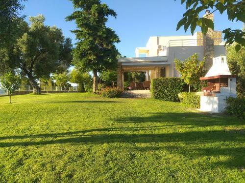Villa Achilleos