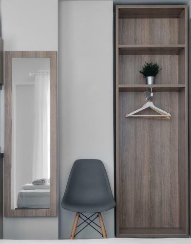 Hotel V Luxury Apartments Posidi