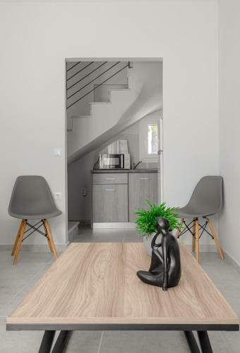 Hotel V Luxury Apartments Posidi