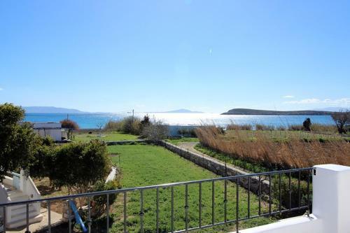 Tonia Apartments Paros