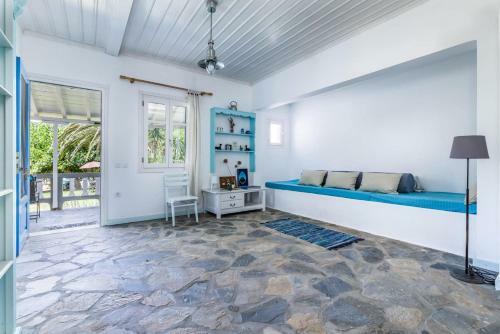 Myrto Holiday House