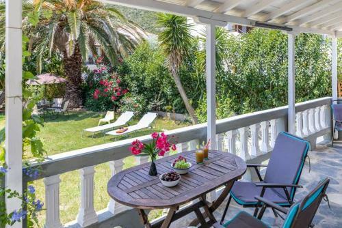 Myrto Holiday House