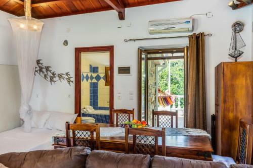 Apartamento Konstantina Yard Studio