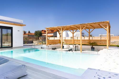 Sardines Luxury Villas
