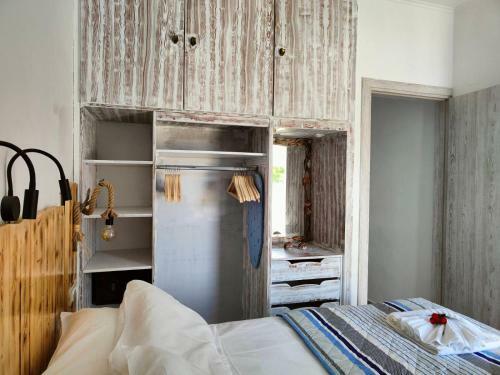 Sea Sound Haraki Apartment