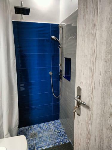 Sea Sound Haraki Apartment