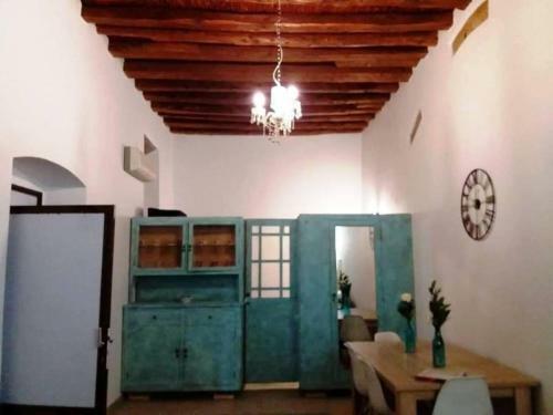 Anna's Traditional House
