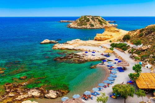 Haraki Beach Mediterranean Retreat