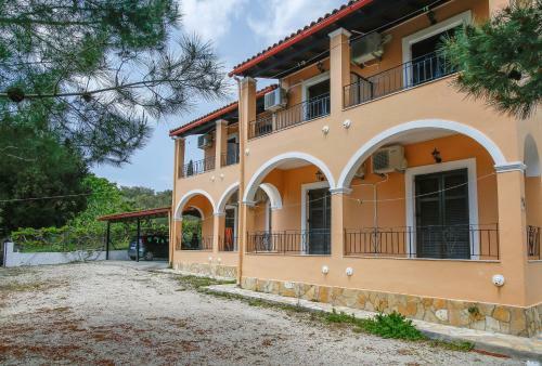 Andreas Apartments