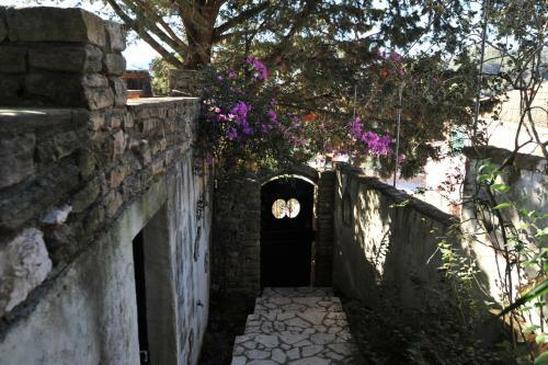Villa Theodora View Apartments Thalia