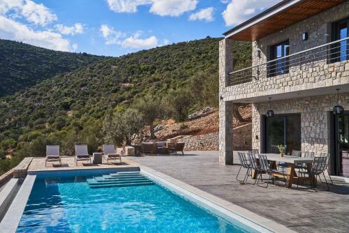 Villa Shades Of Blue