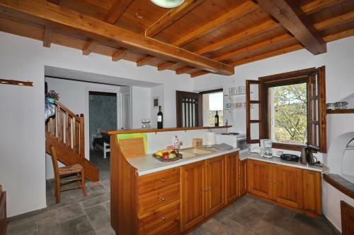Alikias Country House