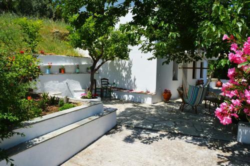 Alikias Country House