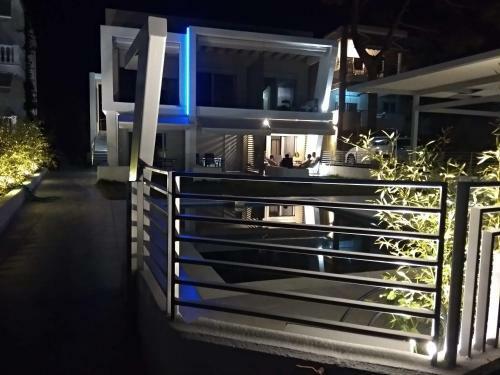 Hostal Divine Luxury Apartments