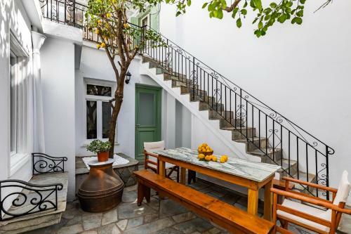 Lemon Garden House By Emerald