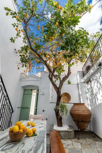 Lemon Garden House By Emerald