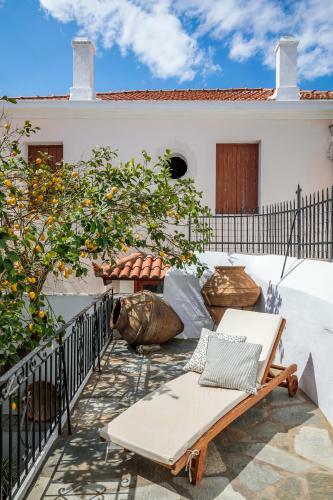 Lemon Garden House By Emerald