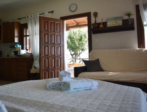 Thalatta Beyond Guesthouse Agios Ioannis