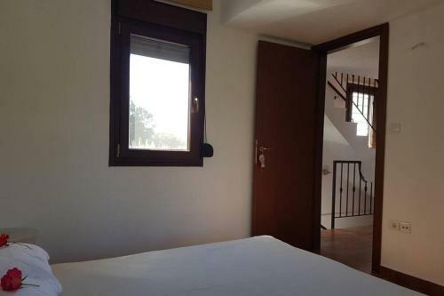 Lightfull & Relaxing Maison, 200 Steps From Paradise Karidi Beach