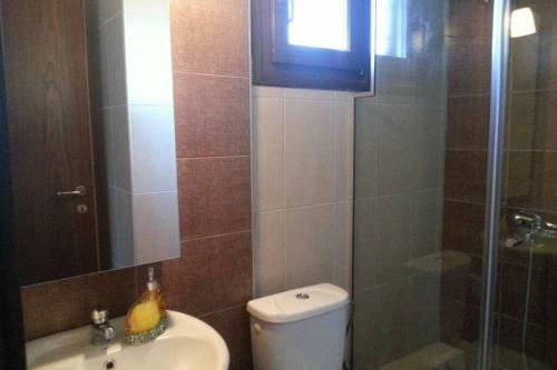Lightfull & Relaxing Maison, 200 Steps From Paradise Karidi Beach