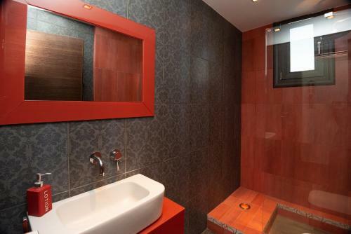 Sybaris Privacy And Luxury