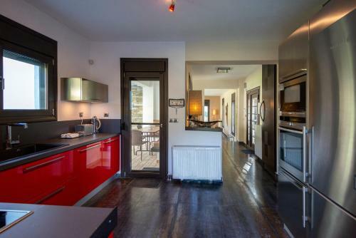 Sybaris Privacy And Luxury
