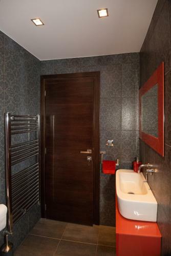 Sybaris Privacy And Luxury