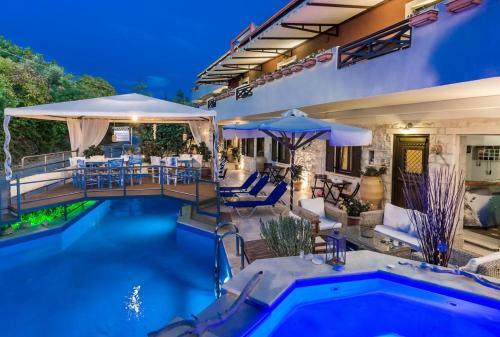 Dantes Maisonettes Stone Built Apartment Partial Sea View