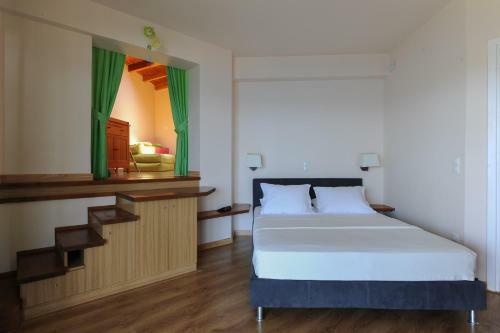 Gorgeous Eco Friendly Seaside Villa Nefeli