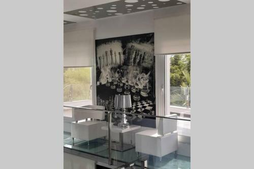 Villa Bond With Private Swimming Pool And Spa