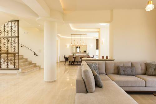 Villa Aelia Residence, A Luxurious Pampering Experience!
