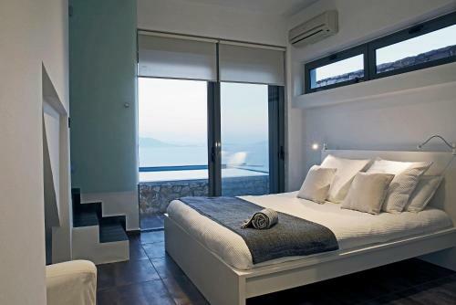 Seaview Salty Villa