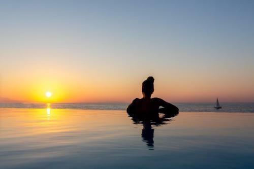 La Casa Di Mare, Luxury Beach Front Villa!