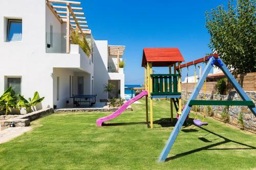 La Casa Di Mare, Luxury Beach Front Villa!