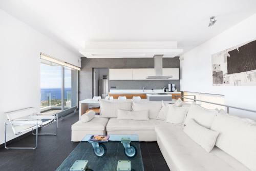 Olon Villa