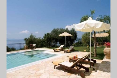 Villa Watchtower House
