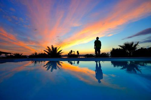 Parian Holiday Villas