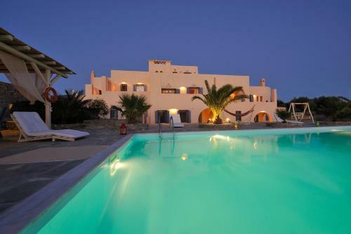 Parian Holiday Villas