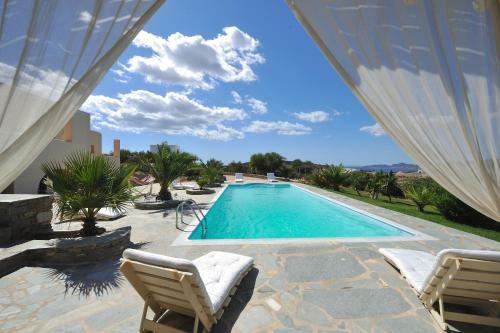 Parian Holiday Villas
