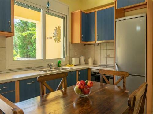 Corfu Beachfront Villa Barbati 1