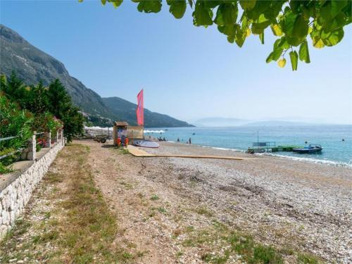 Corfu Beachfront Villa Barbati 1