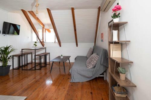 Apartamento Giorgos House Attic