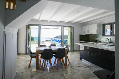 Stithos Villas