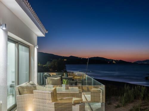 Villa Bright Coast Superior