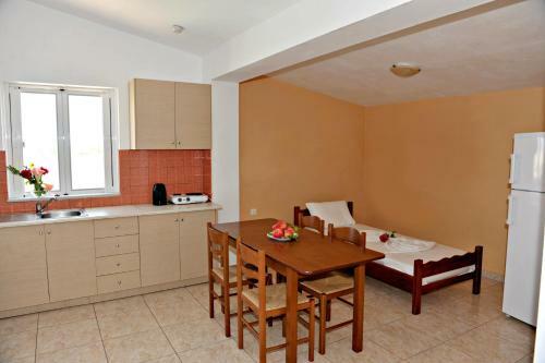 Pothos Hotel Alykes