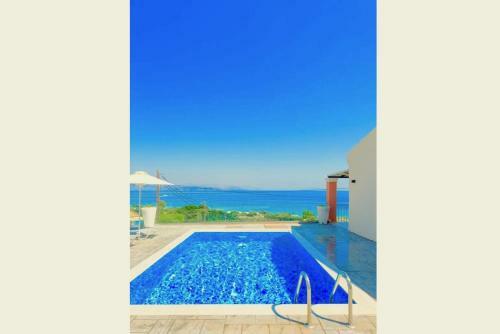 Luxury Villa Akti Barbati 3 With Private Pool