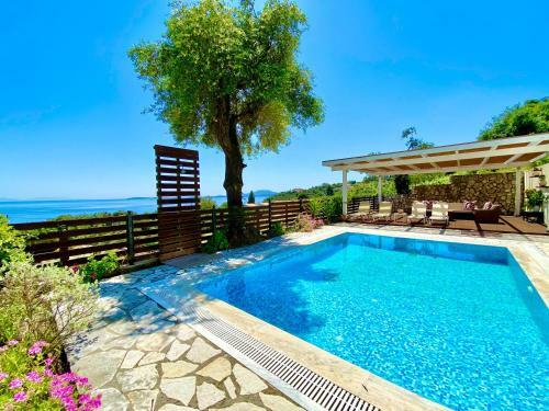 Villa Barbati Dream With Private Pool