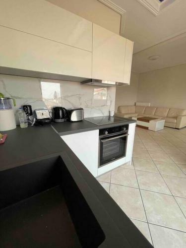 Spacious Apartment Nearby The Sea - 3 Bedrooms