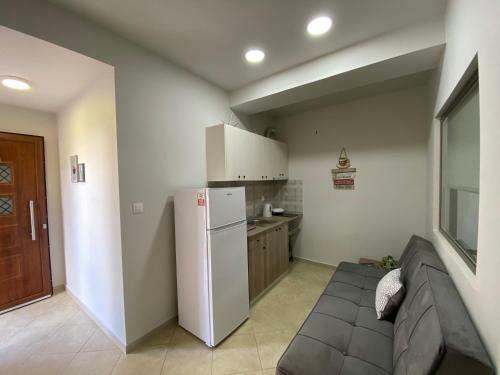 Evgenia & Zoe Apartments